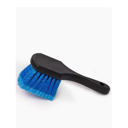 BROSSE JANTES & PNEUS